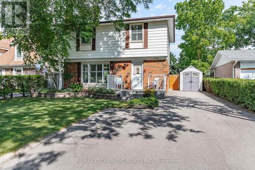 1340 Humphreys Crescent, Burlington (Tyandaga), ON - Outdoor With Facade