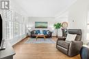 1340 Humphreys Crescent, Burlington (Tyandaga), ON  - Indoor Photo Showing Living Room 