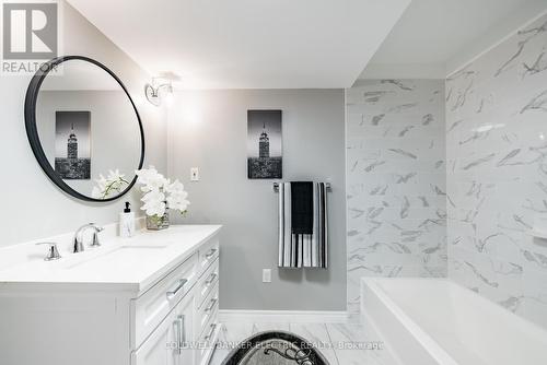 2367 Base Line, Peterborough (Otonabee), ON - Indoor Photo Showing Bathroom