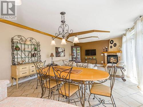 8065 Kipling Avenue, Vaughan, ON - Indoor Photo Showing Dining Room