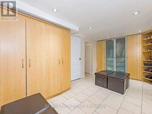 8065 Kipling Avenue, Vaughan (West Woodbridge), ON - Indoor Photo Showing Other Room