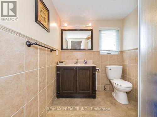 8065 Kipling Avenue, Vaughan (West Woodbridge), ON - Indoor Photo Showing Bathroom