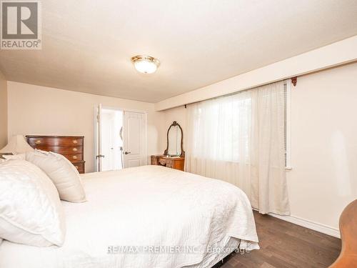 8065 Kipling Avenue, Vaughan (West Woodbridge), ON - Indoor Photo Showing Bedroom