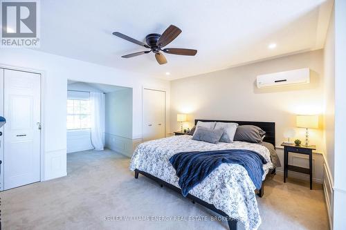 3071 Beachwood Drive, Smith-Ennismore-Lakefield (Lakefield), ON - Indoor Photo Showing Bedroom