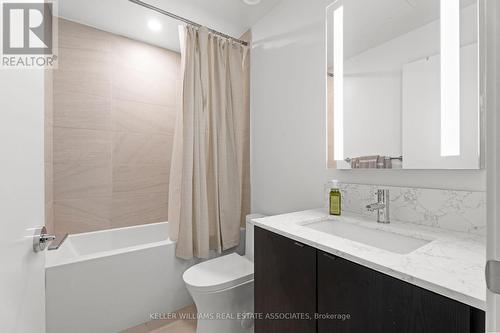 919 - 270 Dufferin Street, Toronto (South Parkdale), ON - Indoor Photo Showing Bathroom