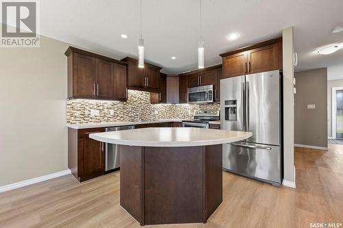 239 4002 Sandhill Crescent, Regina, SK - Indoor Photo Showing Kitchen With Upgraded Kitchen