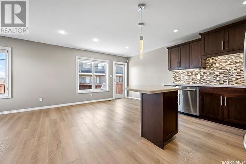 239 4002 Sandhill Crescent, Regina, SK - Indoor Photo Showing Kitchen