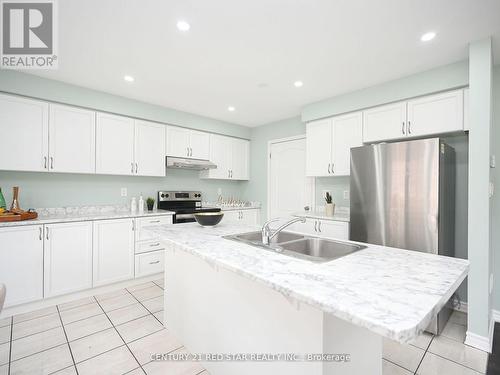 46 Averill Road, Brampton (Northwest Brampton), ON - Indoor Photo Showing Kitchen With Double Sink