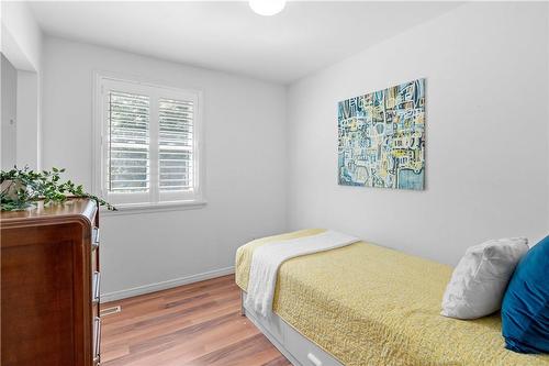 Bed #2 - 1340 Humphreys Crescent, Burlington, ON - Indoor Photo Showing Bedroom