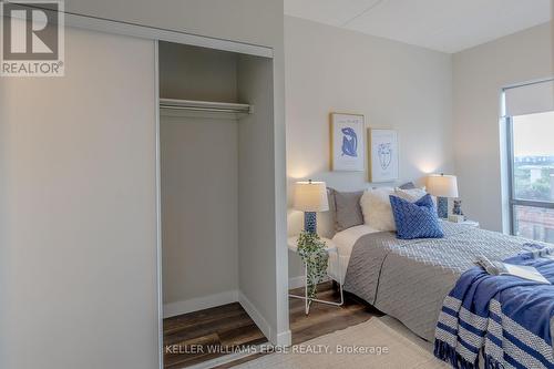 902 - 15 Queen Street S, Hamilton, ON - Indoor Photo Showing Bedroom