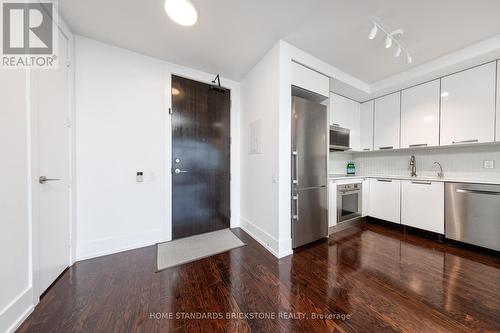 4404 - 33 Charles Street E, Toronto (Church-Yonge Corridor), ON - Indoor Photo Showing Kitchen