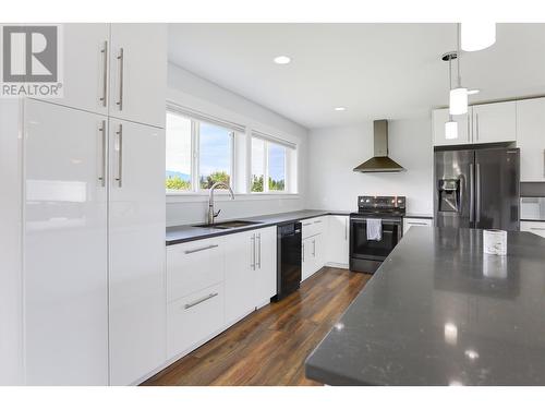 39 Braun Street, Kitimat, BC - Indoor Photo Showing Kitchen With Upgraded Kitchen