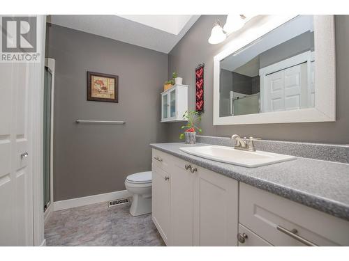 1001 30 Avenue Unit# 30, Vernon, BC - Indoor Photo Showing Bathroom