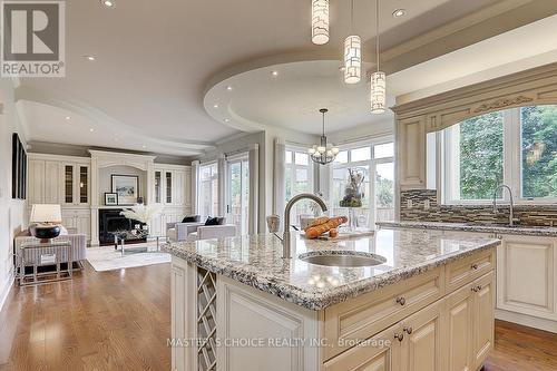 6 Terrace Avenue, Toronto (Willowdale West), ON - Indoor Photo Showing Kitchen With Upgraded Kitchen