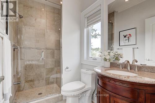 6 Terrace Avenue, Toronto (Willowdale West), ON - Indoor Photo Showing Bathroom