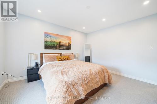 625 Autumnwood Trail, Oshawa, ON - Indoor Photo Showing Bedroom