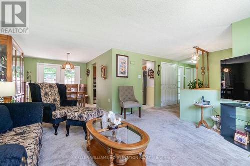 855 Birchwood Drive, Midland, ON - Indoor Photo Showing Living Room