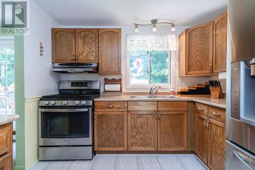 855 Birchwood Drive, Midland, ON - Indoor Photo Showing Kitchen With Double Sink