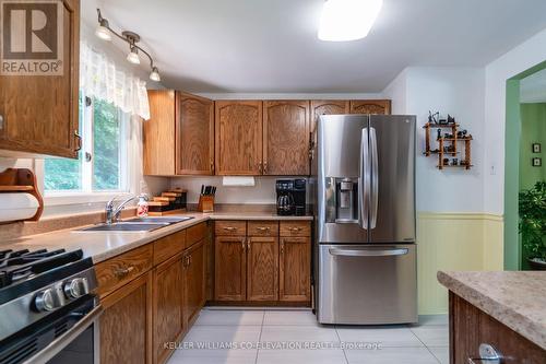 855 Birchwood Drive, Midland, ON - Indoor Photo Showing Kitchen With Stainless Steel Kitchen With Double Sink