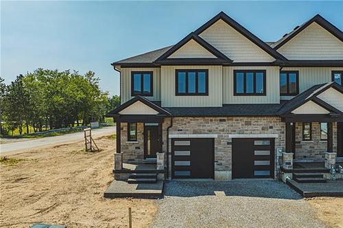 model home - 6220 Curlin Crescent, Niagara Falls, ON - Outdoor With Facade