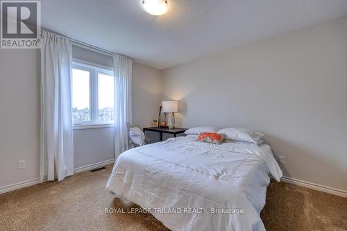 59 Hollingshead Road, Ingersoll (Ingersoll - South), ON - Indoor Photo Showing Bedroom