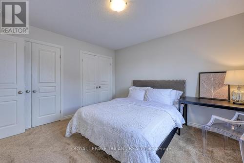 59 Hollingshead Road, Ingersoll (Ingersoll - South), ON - Indoor Photo Showing Bedroom