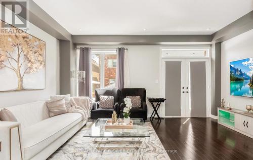 59 Goodsway Trail, Brampton (Northwest Brampton), ON - Indoor Photo Showing Living Room