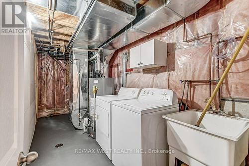 266 - 7360 Zinnia Place, Mississauga (Meadowvale Village), ON - Indoor Photo Showing Laundry Room