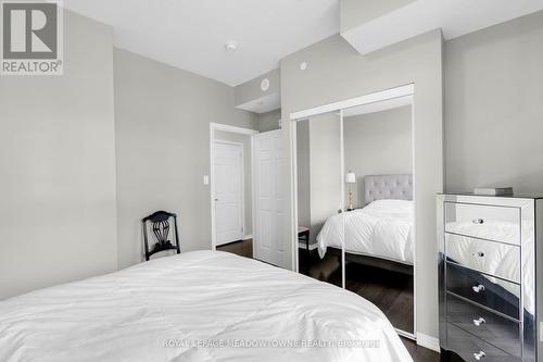 311 - 54 Sky Harbour Drive, Brampton (Bram West), ON - Indoor Photo Showing Bedroom