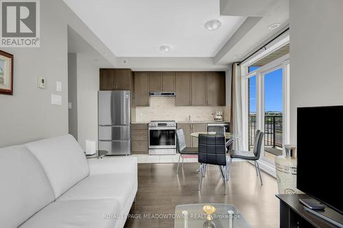 311 - 54 Sky Harbour Drive, Brampton (Bram West), ON - Indoor Photo Showing Kitchen With Stainless Steel Kitchen