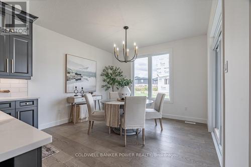 2684 Heardcreek Trail, London, ON - Indoor Photo Showing Dining Room