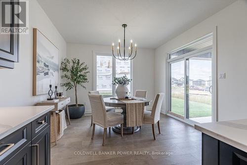 2684 Heardcreek Trail, London, ON - Indoor Photo Showing Dining Room