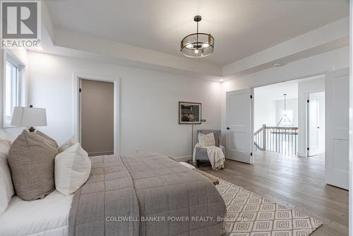 2684 Heardcreek Trail, London, ON - Indoor Photo Showing Bedroom