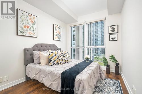 807 - 10 Park Lawn Road, Toronto (Mimico), ON - Indoor Photo Showing Bedroom