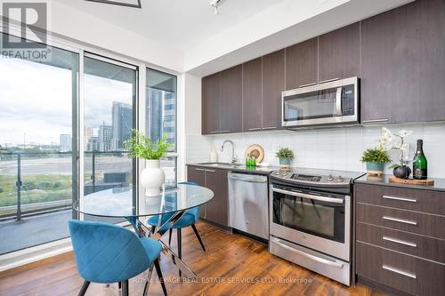 807 - 10 Park Lawn Road, Toronto (Mimico), ON - Indoor Photo Showing Kitchen With Stainless Steel Kitchen With Upgraded Kitchen