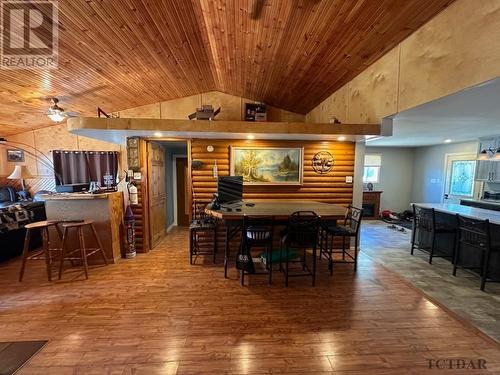 9299 Kamiskotia Rd, Timmins, ON - Indoor Photo Showing Dining Room