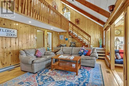 5620 County Road 46 Road N, Havelock-Belmont-Methuen (Havelock), ON - Indoor Photo Showing Living Room