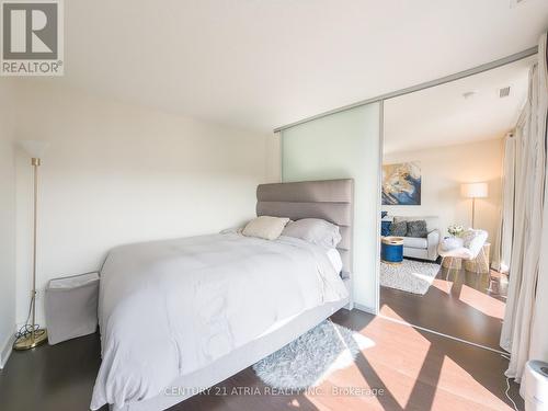 1408 - 23 Sheppard Avenue E, Toronto (Willowdale East), ON - Indoor Photo Showing Bedroom