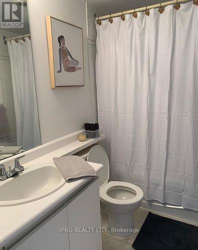 1617 - 2460 Eglinton Avenue E, Toronto (Eglinton East), ON - Indoor Photo Showing Bathroom