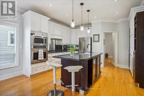 18 Mullord Avenue, Ajax (South East), ON - Indoor Photo Showing Kitchen With Upgraded Kitchen