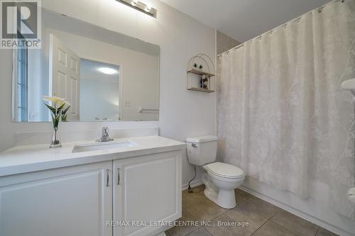 934 Audley Road, Ajax (Central East), ON - Indoor Photo Showing Bathroom