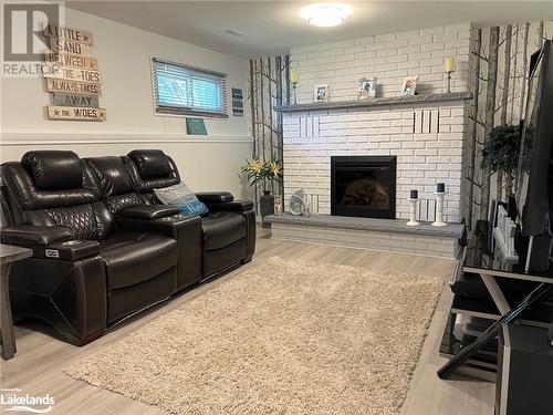 3 Jardine Crescent, Creemore, ON - Indoor Photo Showing Living Room With Fireplace