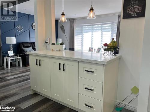 3 Jardine Crescent, Creemore, ON - Indoor Photo Showing Kitchen