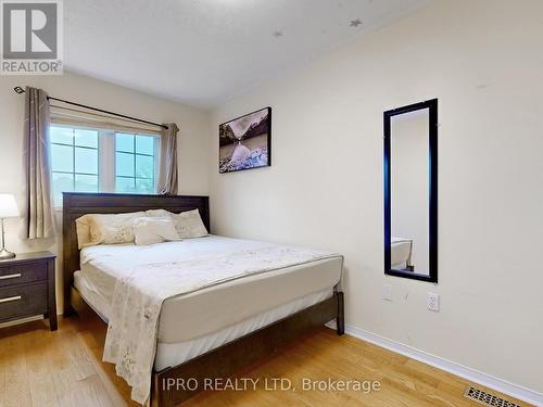 7204 Frontier Ridge, Mississauga (Meadowvale Village), ON - Indoor Photo Showing Bedroom