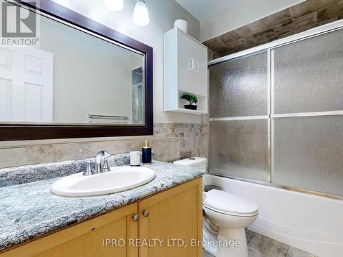 7204 Frontier Ridge, Mississauga (Meadowvale Village), ON - Indoor Photo Showing Bathroom