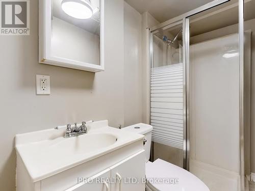 7204 Frontier Ridge, Mississauga (Meadowvale Village), ON - Indoor Photo Showing Bathroom