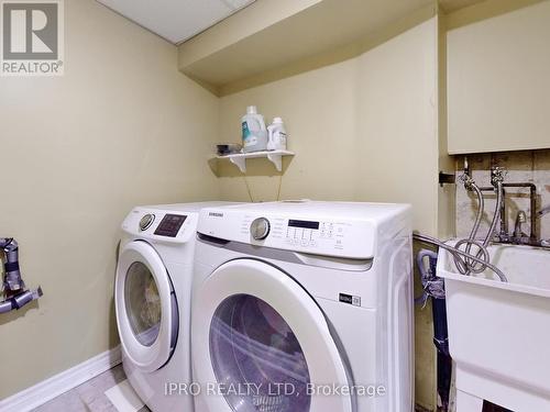 7204 Frontier Ridge, Mississauga (Meadowvale Village), ON - Indoor Photo Showing Laundry Room