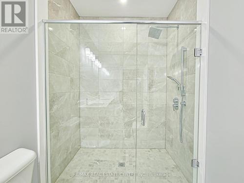 19 Tracy Drive, Chatham-Kent (Chatham), ON - Indoor Photo Showing Bathroom