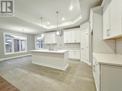 19 Tracy Drive, Chatham-Kent (Chatham), ON - Indoor Photo Showing Kitchen