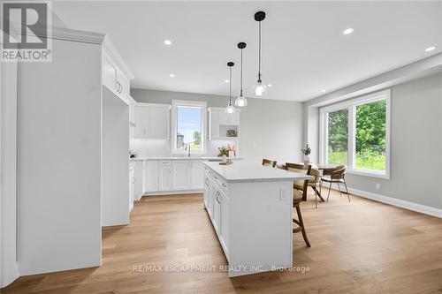 175 Pike Creek Drive, Haldimand, ON - Indoor Photo Showing Kitchen